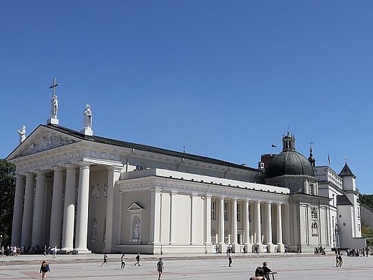 St. Stanislas cathedral with white columns