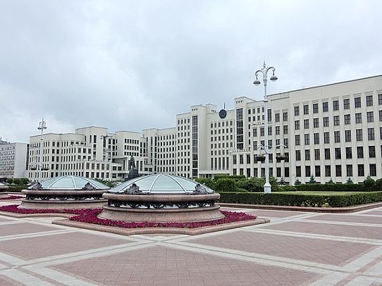 square with houses