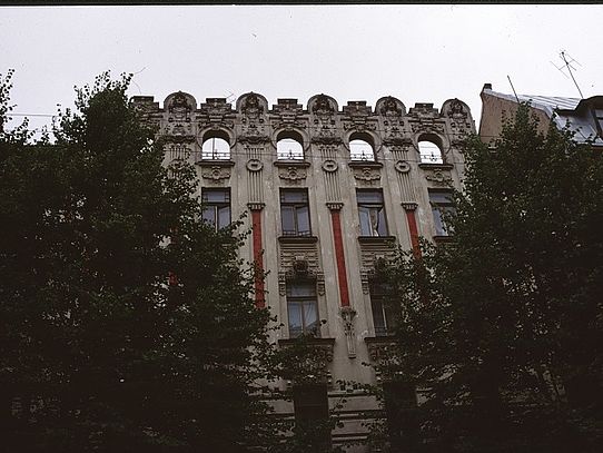 Riga Art deco house front